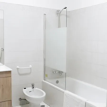 Host Wise - Sweet & Sunny Flat - Ace Location Apartamento Quarteira