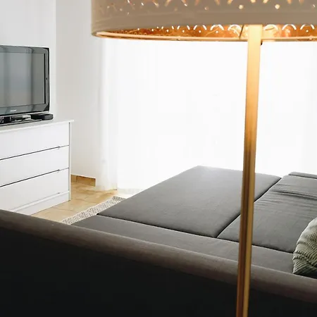 Host Wise - Sweet & Sunny Flat - Ace Location 아파트 *