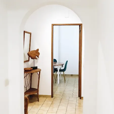 아파트 Host Wise - Sweet & Sunny Flat - Ace Location 쿼테이라