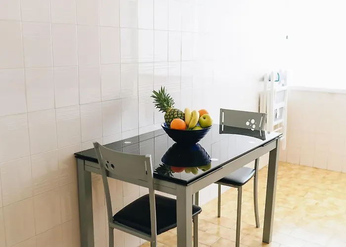 Host Wise - Sweet & Sunny Flat - Ace Location Apartment