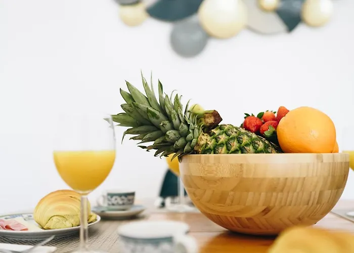 Host Wise - Sweet & Sunny Flat - Ace Location Apartment